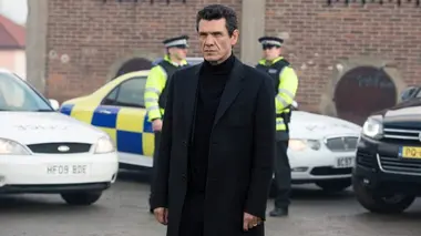 Crossing Lines S02E08 Pieds et poings liés