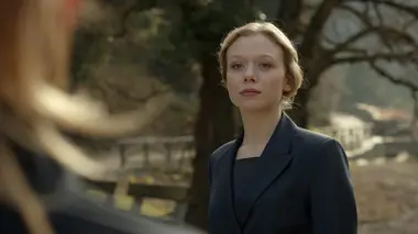 Crossing Lines S03E03 École très privée