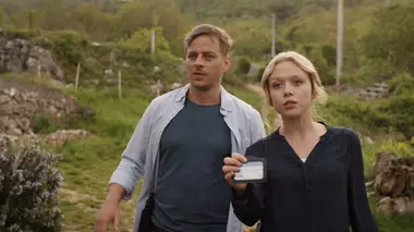 Crossing Lines S03E09 La Rivière du crime