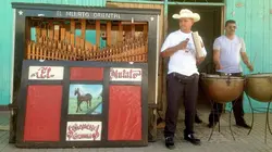 Cuba, danse avec les orgues de Barbarie