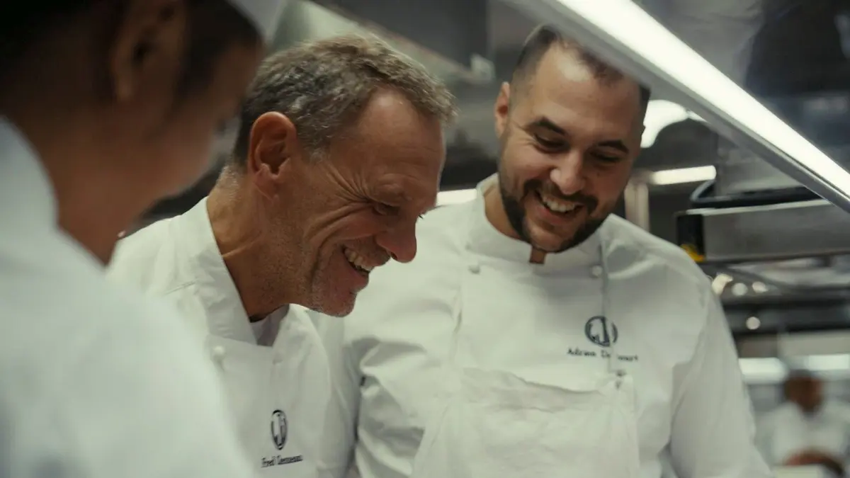 Cuisines hors de portée A la tour Eiffel