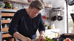 Visuel de Cuisinez en 5 ingrédients avec Jamie Oliver