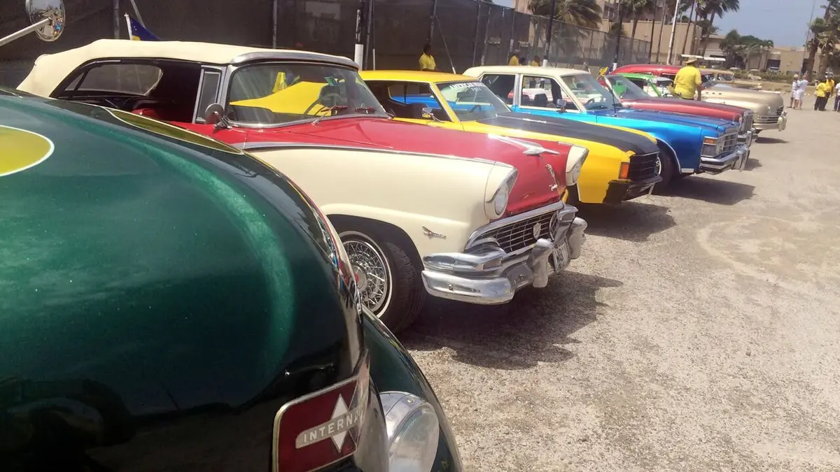 Casting Curaçao, la passion des vieux tacots