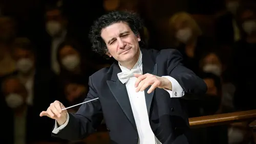 Czech Philharmonic, Alain Altinoglu, Beatrice Rana : Berlioz, Mendelssohn, Ravel