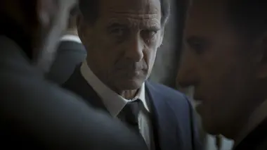 D'argent et de sang S01E11 #11 Violences