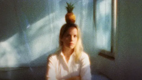 D'autres que moi S01E06 Une artiste