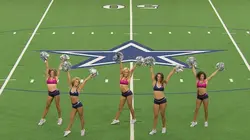 Dallas Cowboys Cheerleaders  Écrase-moi ce cafard !