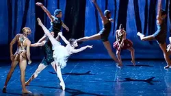 Visuel de «Dances at a Gathering» et «Psyché»