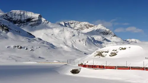 Casting Danger sur les rails Le Bernina Express