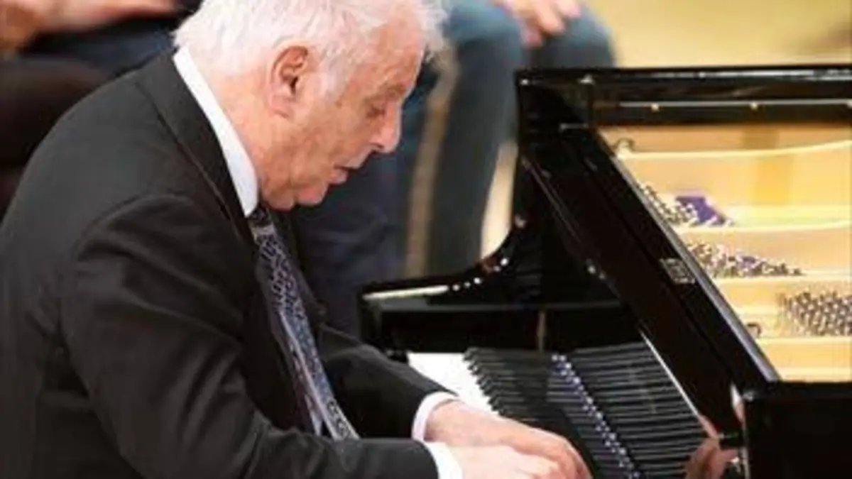 Daniel Barenboim joue la sonate D 960 de Schubert