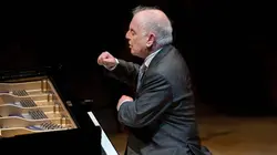 Daniel Barenboim joue les Sonates pour piano de Beethoven  Sonate n° 1