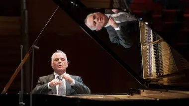 Daniel Barenboim joue les Sonates pour piano de Beethoven Sonate n° 3