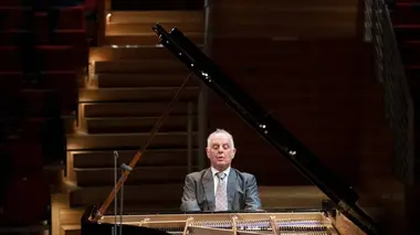 Daniel Barenboim joue les Sonates pour piano de Beethoven Sonate n° 31