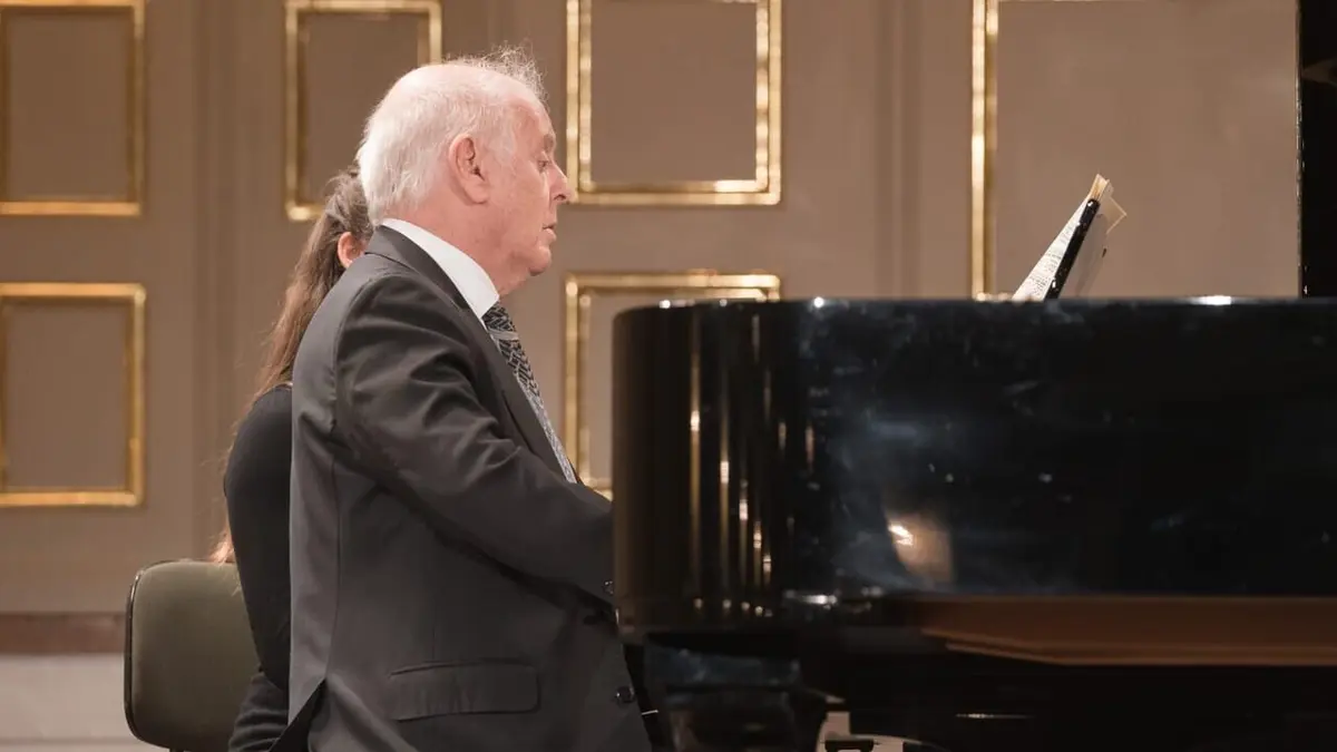 Daniel Barenboim : moments musicaux à la Boulez Saal de Berlin Mozart : Sonate pour violon K 526 et Variations K 360