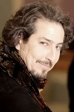 Photo Daniel Ezralow