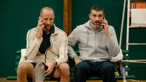 Dans de beaux draps S01E05 L'étau se resserre