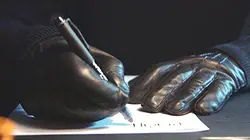 Visuel de Dans l'oeil du corbeau