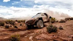 Dans le monde secret du Dakar