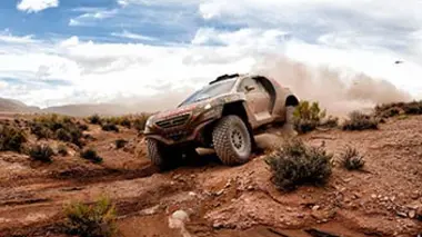 Dans le monde secret du Dakar
