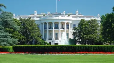 Les hommes de l'ombre