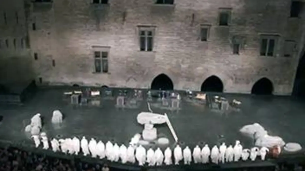 Dans les coulisses du Festival d'Avignon