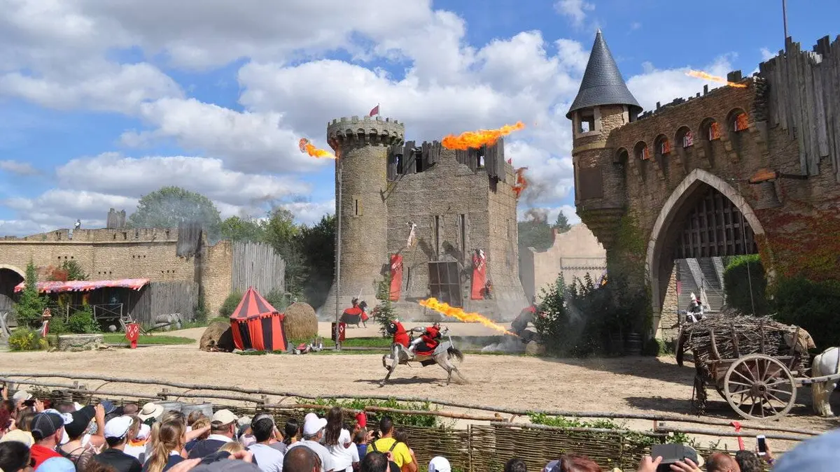 Dans les coulisses du Puy du Fou