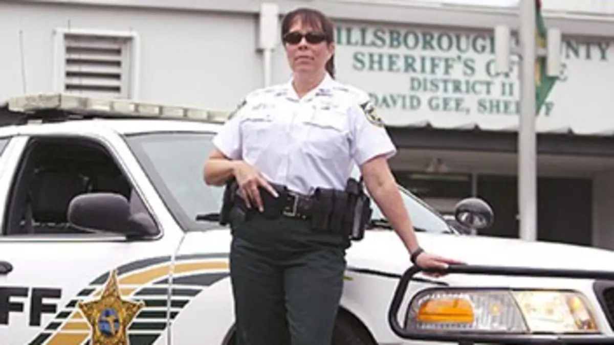 Dans les griffes du tueur S01E01 Lisa Noland