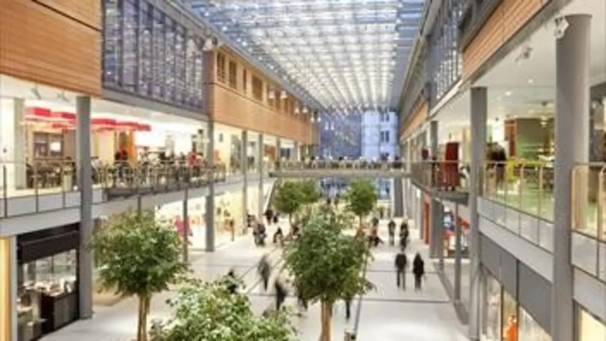 Dans les secrets des plus grands centres commerciaux du monde