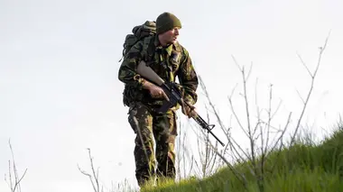 Dans les secrets des SAS S01E01 Tuer ou être tué
