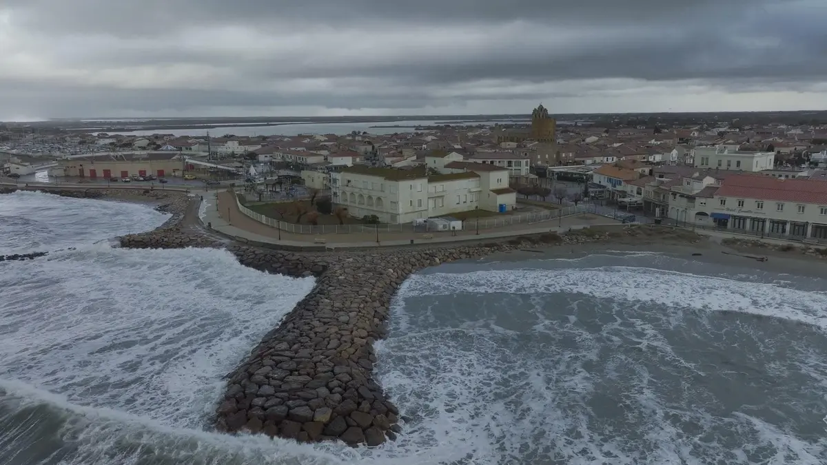 Dans ma ville S02E02 Les Saintes-Maries-de-la-Mer face à la montée des eaux