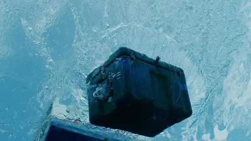 Dark Waters : les rivages de la mort Des cris perdus dans l'océan