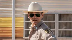 Dark Winds S03E01 Ye'iitsoh (le grand monstre)