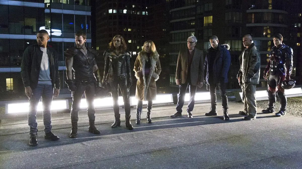 DC Legends of Tomorrow S05E03 Petits jeux dangereux