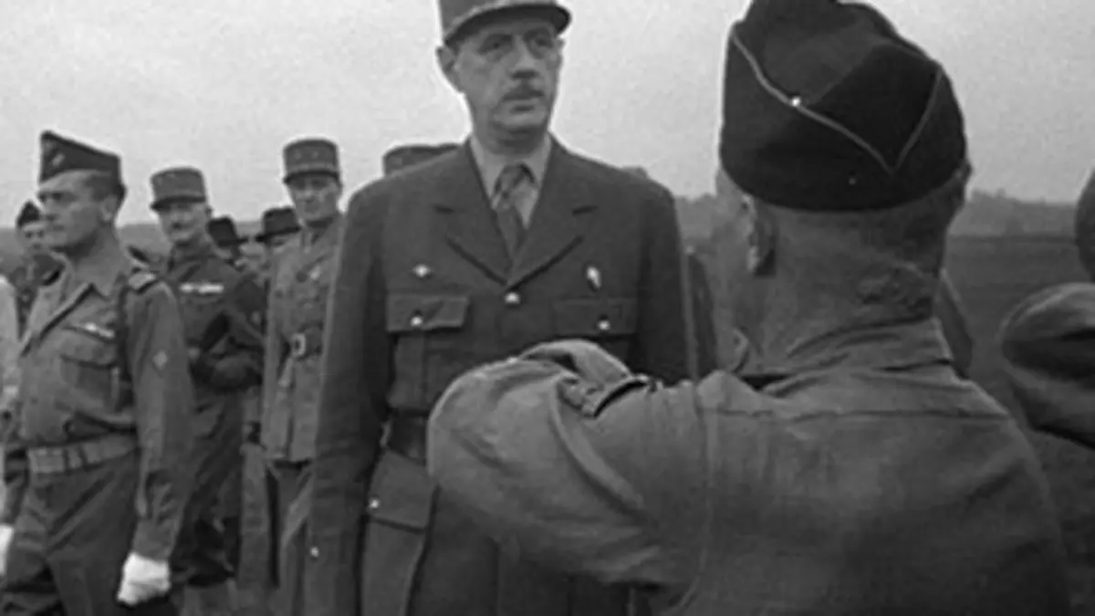De Gaulle et l'armée E01 Par la force du verbe
