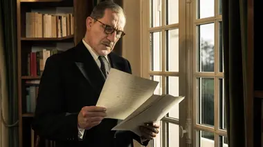 De Gaulle, l'éclat et le secret S01E04 Premier des Français