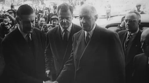 De Gaulle, l'homme à abattre