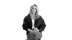 De l'ombre à la lumière  Laurence Arné