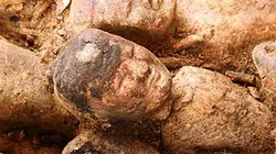 De l'ombre à la lumière Tombeaux impériaux