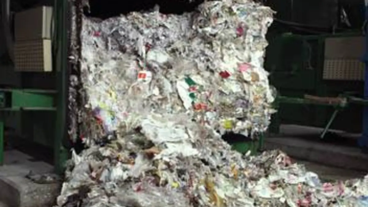 De la poubelle au gratte-ciel