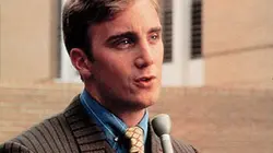 De la Terre à la Lune S01E08 Nous interrompons ce programme