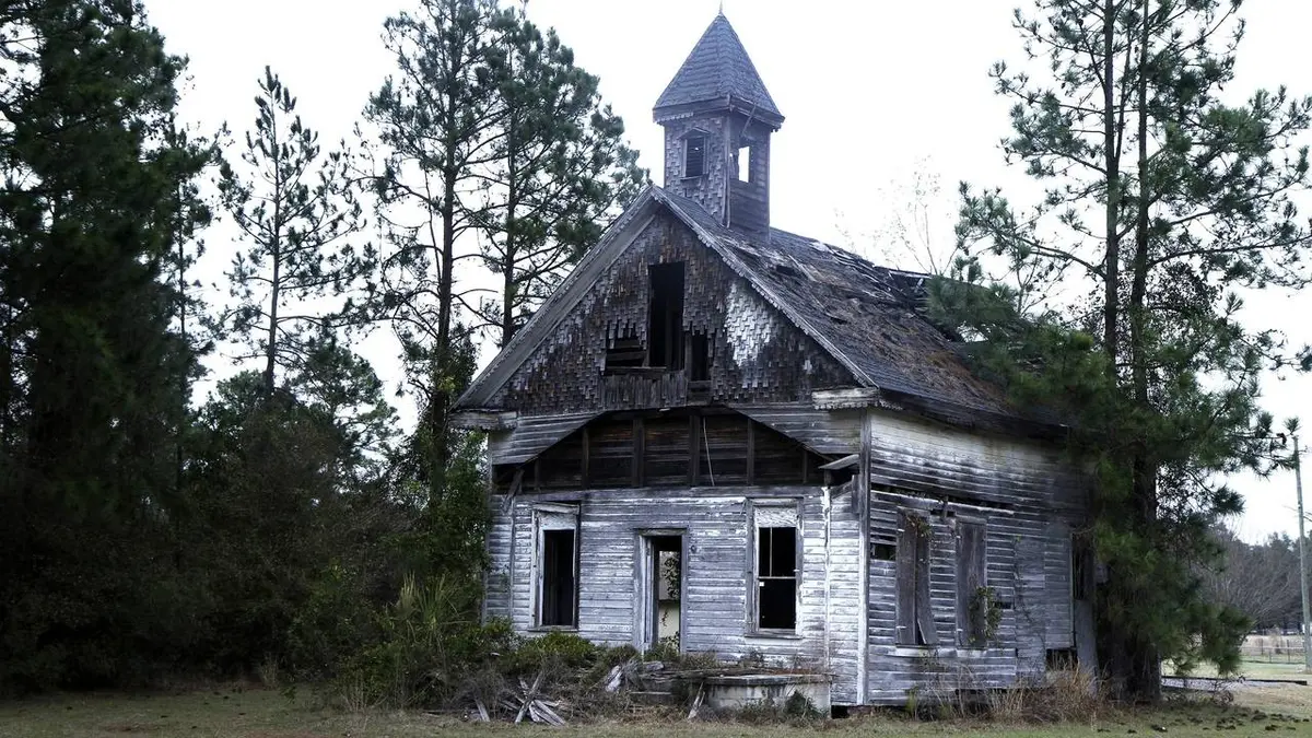 The Dead Files : Enquêtes paranormales S01E14 Encerclés