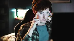 Dead Pixels S01E06 La reine mère