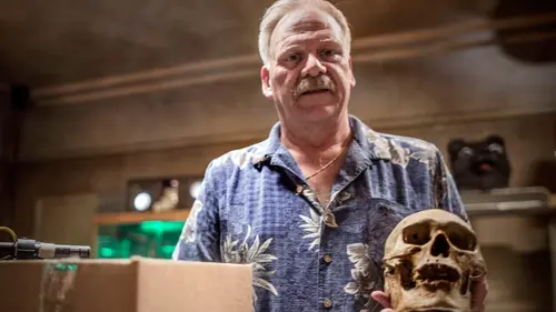 Deadly Possessions Peggy la poupée & le pouce de John Murrell