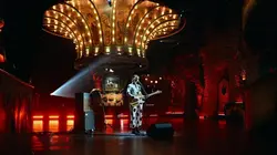 Déambulations : Pomme au Musée des Arts Forains