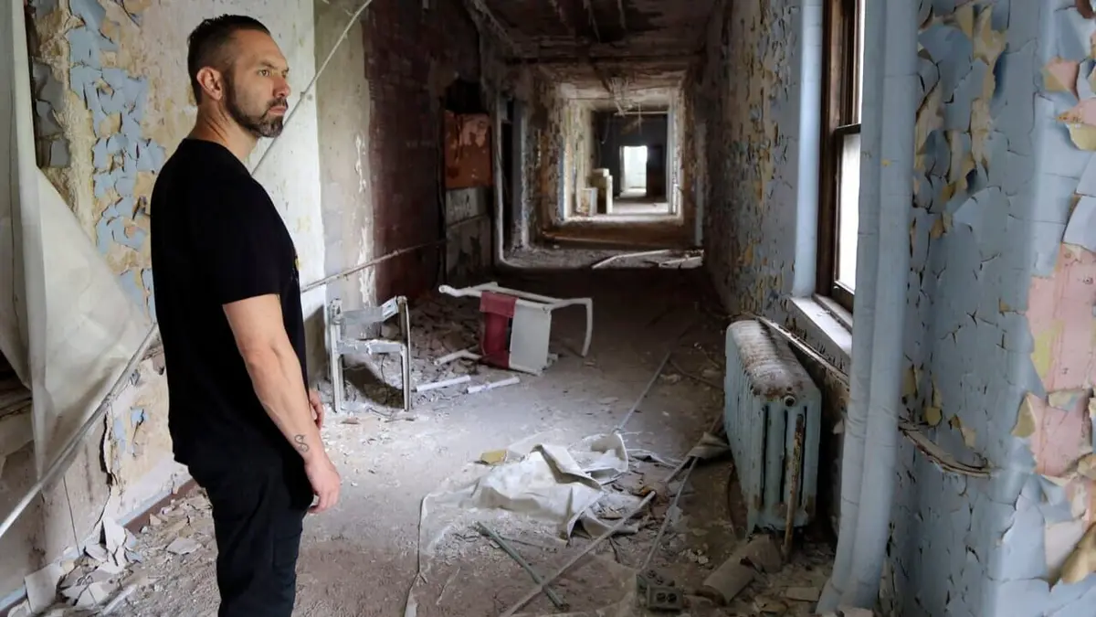 Death Walker with Nick Groff Le sanatorium électromagnétique