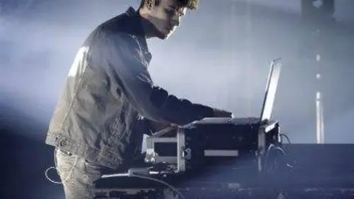 DECIBELS la quotidienne LØYD