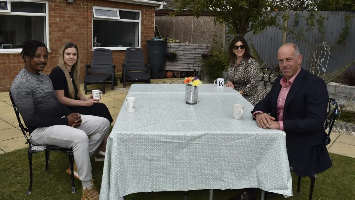 Déco ou négo S07E04 Carly & Eric