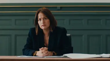 Délits mineurs S01E01 Elena