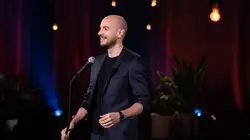 Derrière un micro Paris-Bruxelles