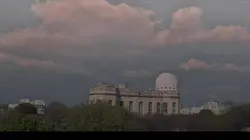 Des atomes aux étoiles